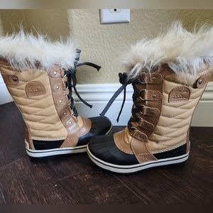 Sorel Joan of Arctic Youth Size 1 Snow Boots